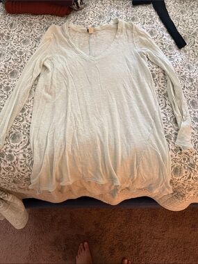 We The Free Pale Mint V-Neck Long Sleeve Tunic